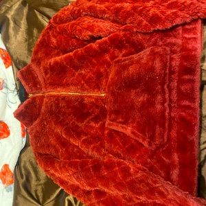 Fluffy zip up